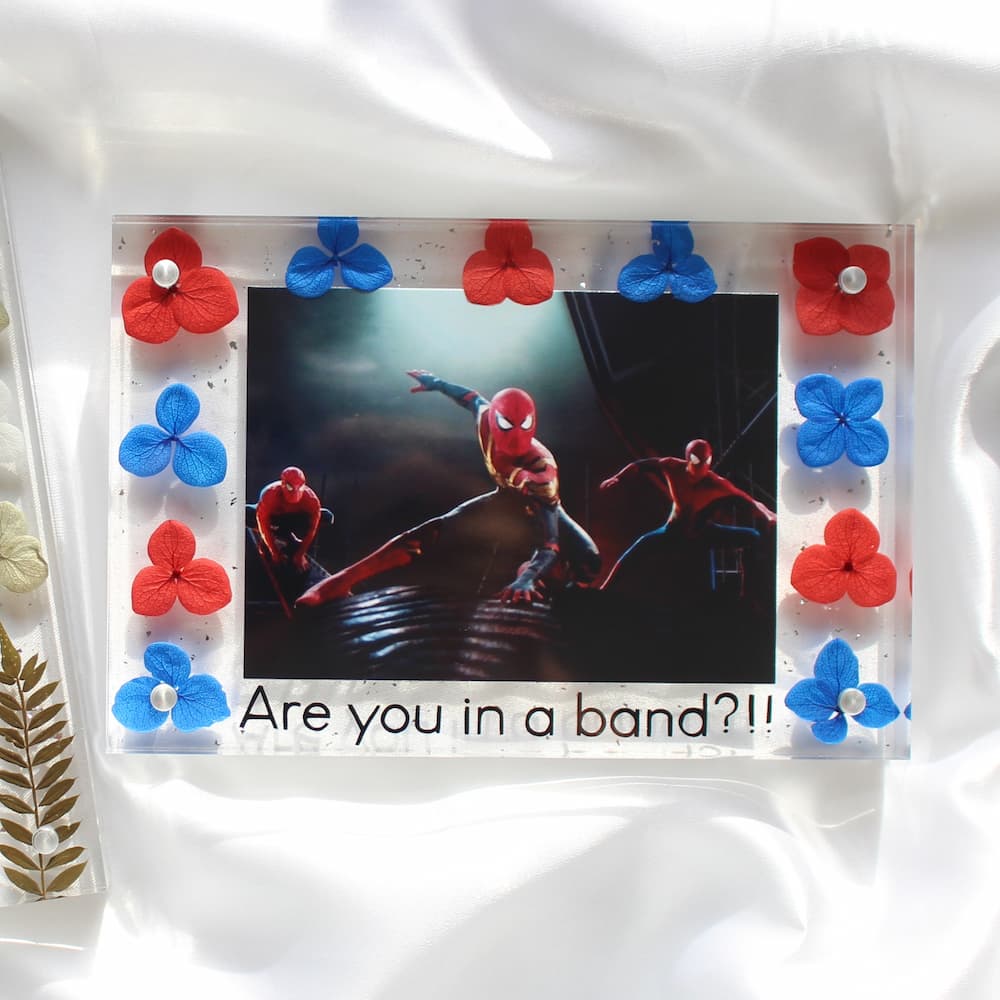 personalised flower photo frame spiderman frame spiderman art spiderman gift idea spiderman no way home artwork