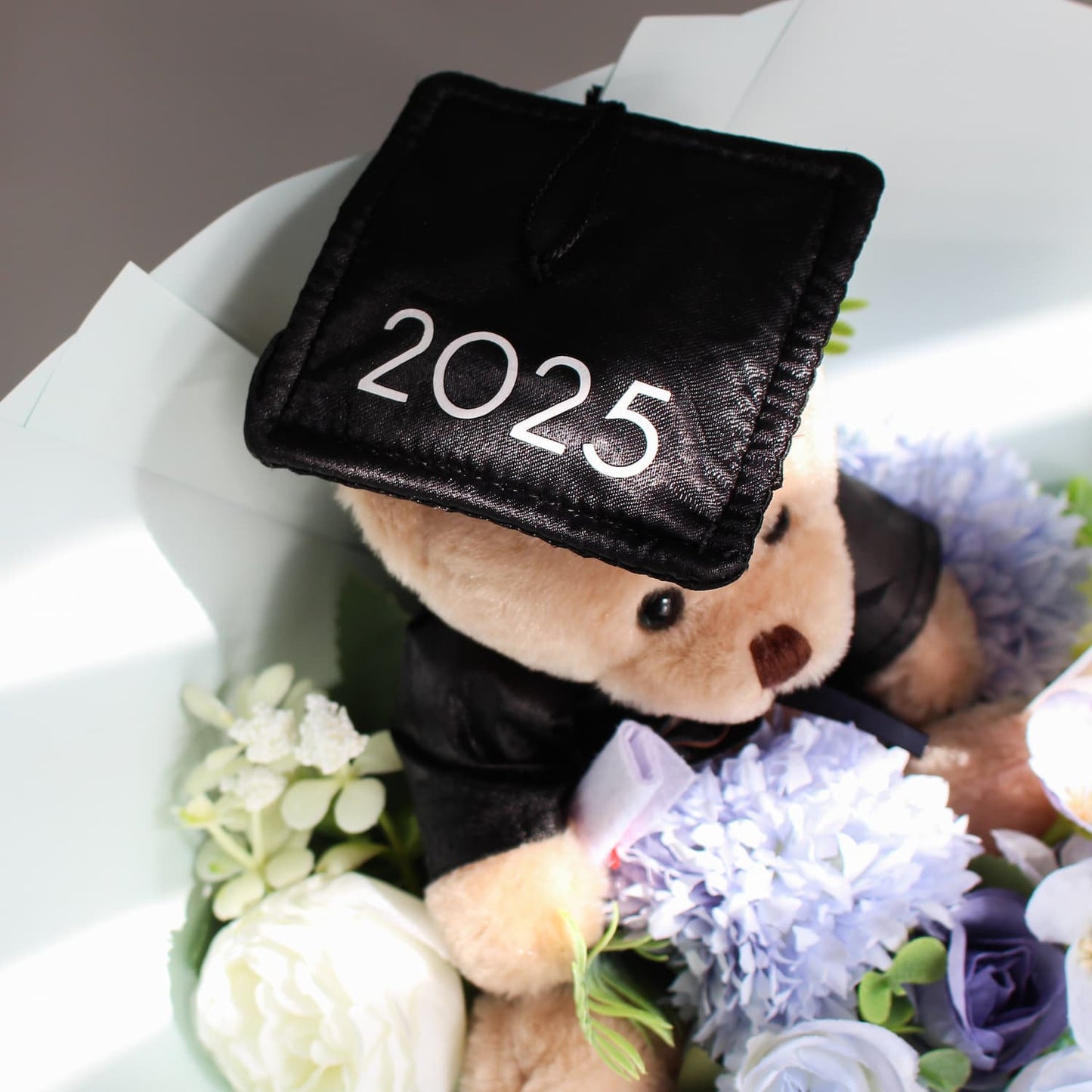 Graduation Bear Bouquet (Premium Wrap)