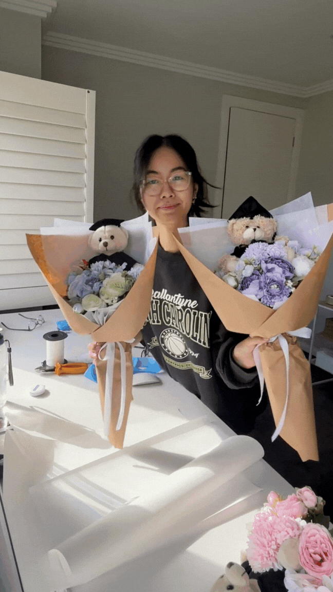 faux graduation bear bouquet