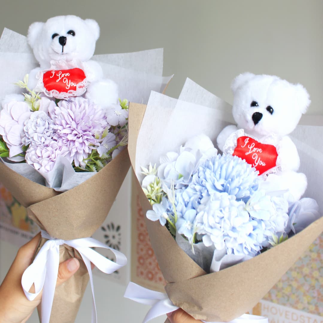 Mini I Love You Bear Bouquet everlasting bouquet plush bouquet bear bouquet gift ideas valentines day bouquet just because bouquet flowers for her