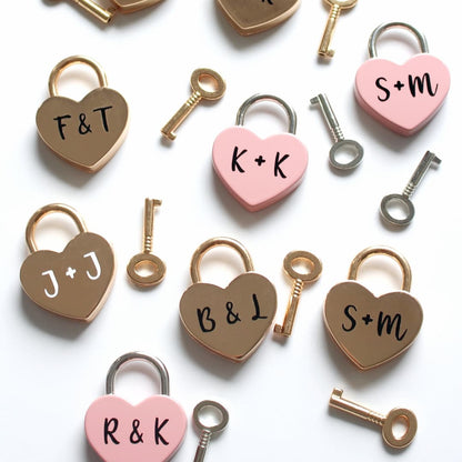 Personalised Heart Padlock, Engraved Love Lock, Custom Engagement Love Lock, Anniversary gift for Boyfriend, Wedding gift for wife heart keychain personalised heart keyrings